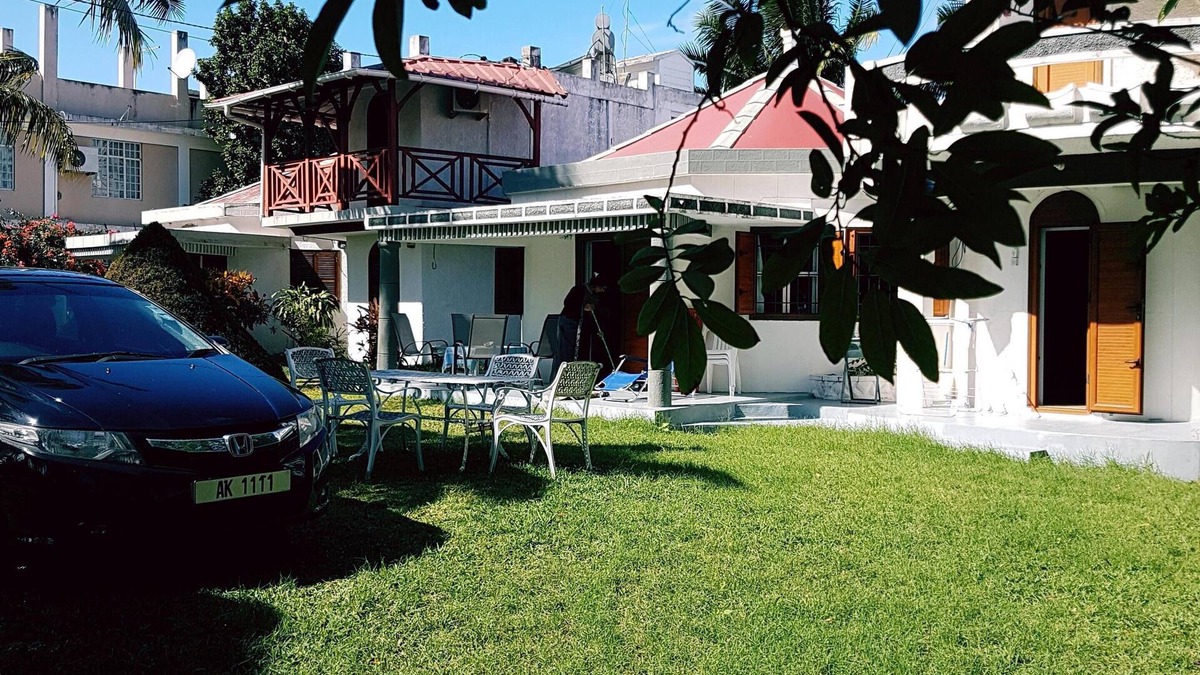 Pereybere House | Villa in a tropical garden- GREAT DISCOUNT, 350 INSTEAD OF 490