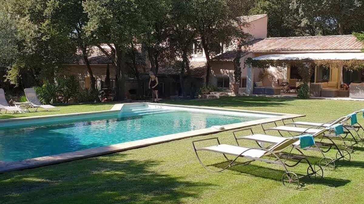 Orange Villa | Villa in an idyllic and relaxing setting near Orange
