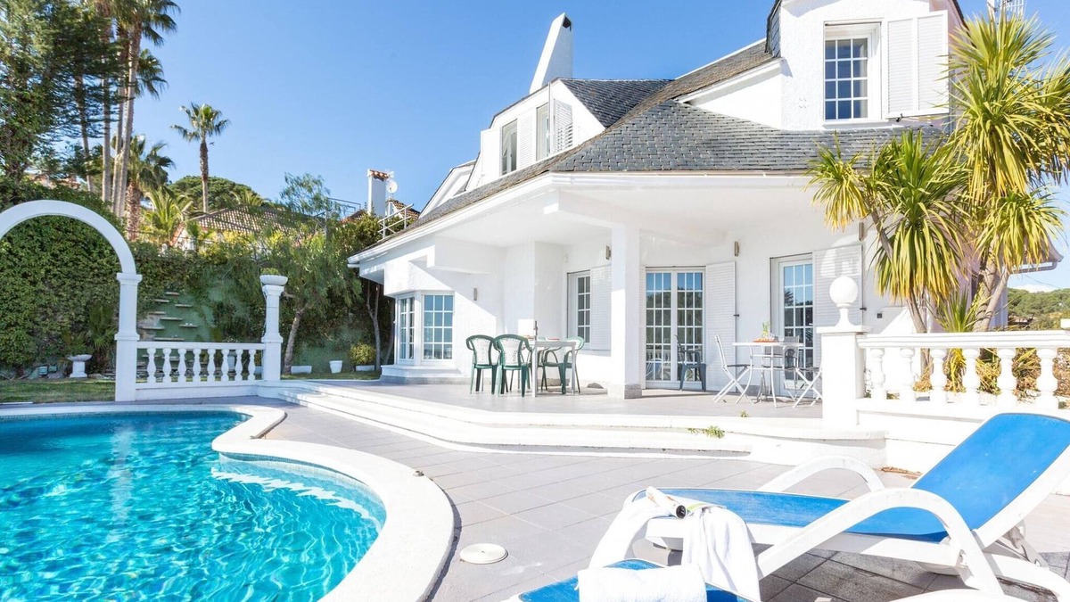 Blanes Villa | Villa in Blanes with Pool and Sea Views