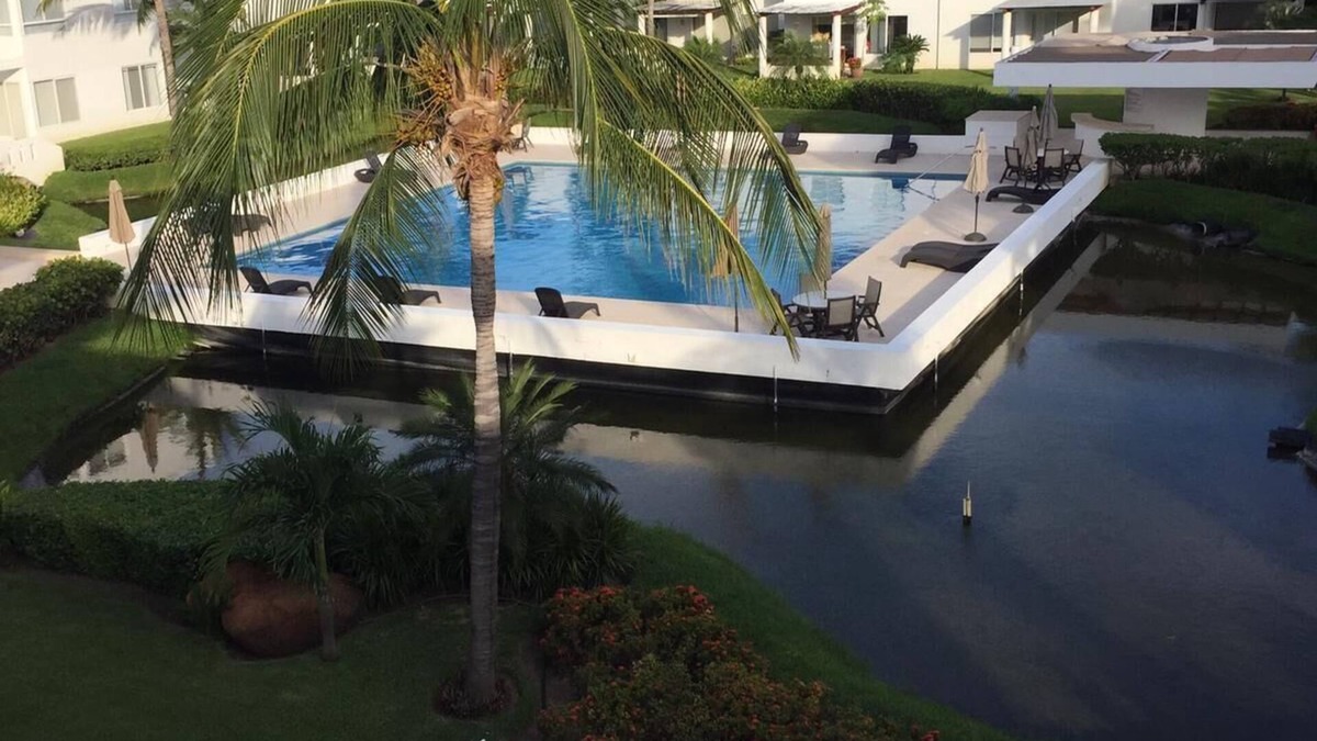 Granjas del Marques Villa | Villa in Condominium with roof garden