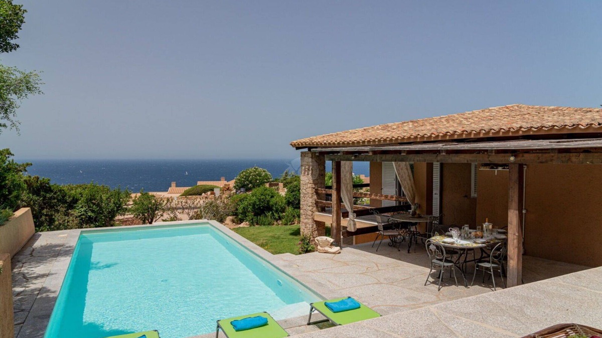 Costa Paradiso Villa | Villa in Costa Paradiso with 5 bedrooms sleeps 10
