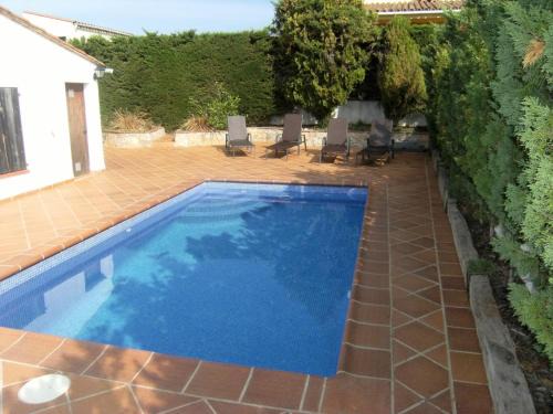 Torroella de Montgri Villa | Villa in Estartit with Private Pool & Garden