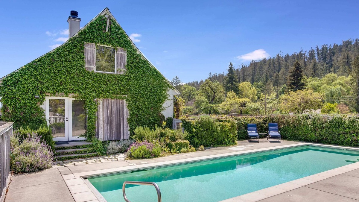 Calistoga Villa | Villa in French Chateau Estate in Napa Valley
