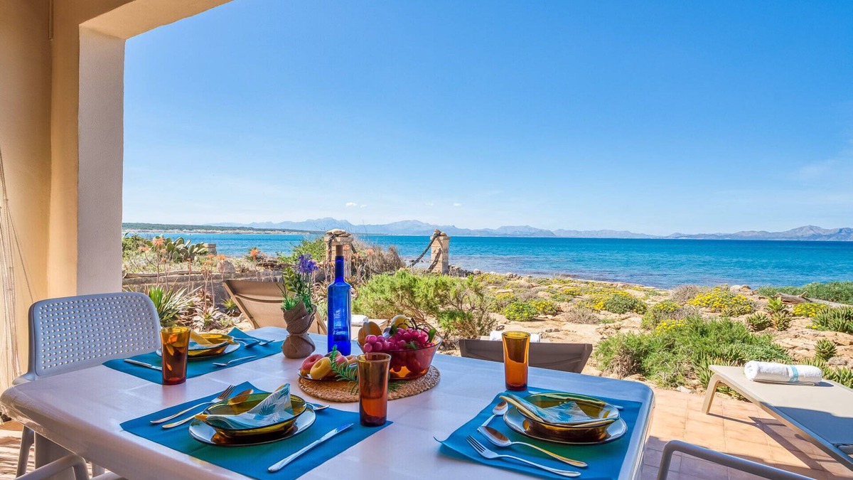 Urbanizacion S'Estanyol Ski Chalet | Villa in front of the sea Casa Sa Nau in Mallorca