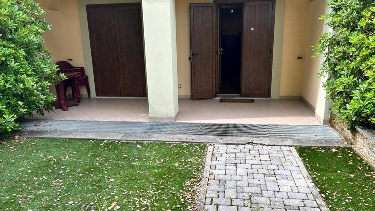 Rome Province Villa | Villa in golf course