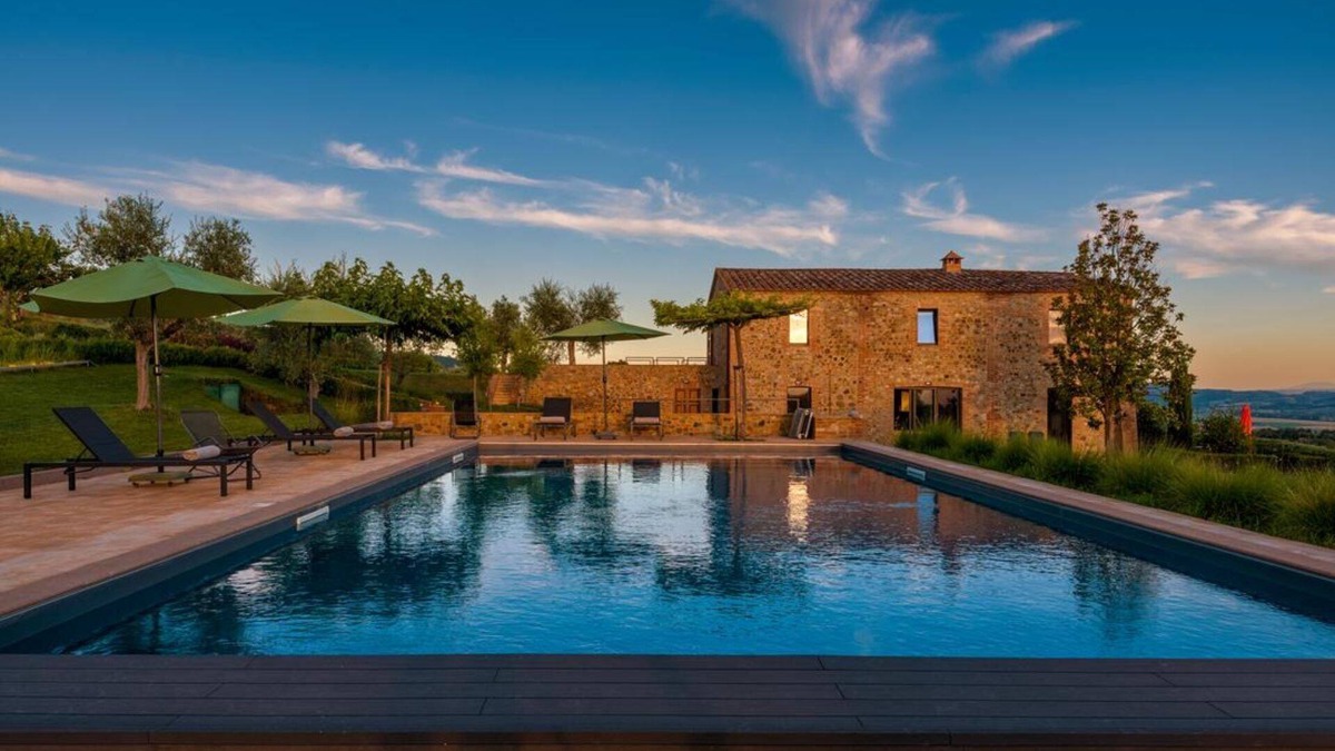 Citta della Pieve Villa | Villa in Madonna Della Sanità with 4 bedrooms sleeps 8