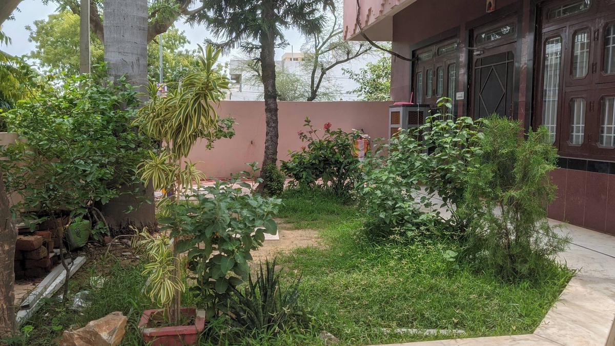 Jhotwara House | Villa in Jaipur , Peaceful Stay Near by Market all Amenities