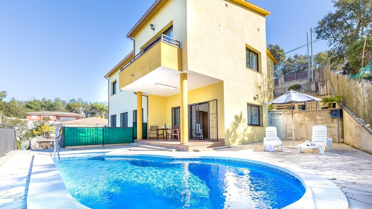 Vidreres Villa | Villa in Lloret de Mar with Private Pool