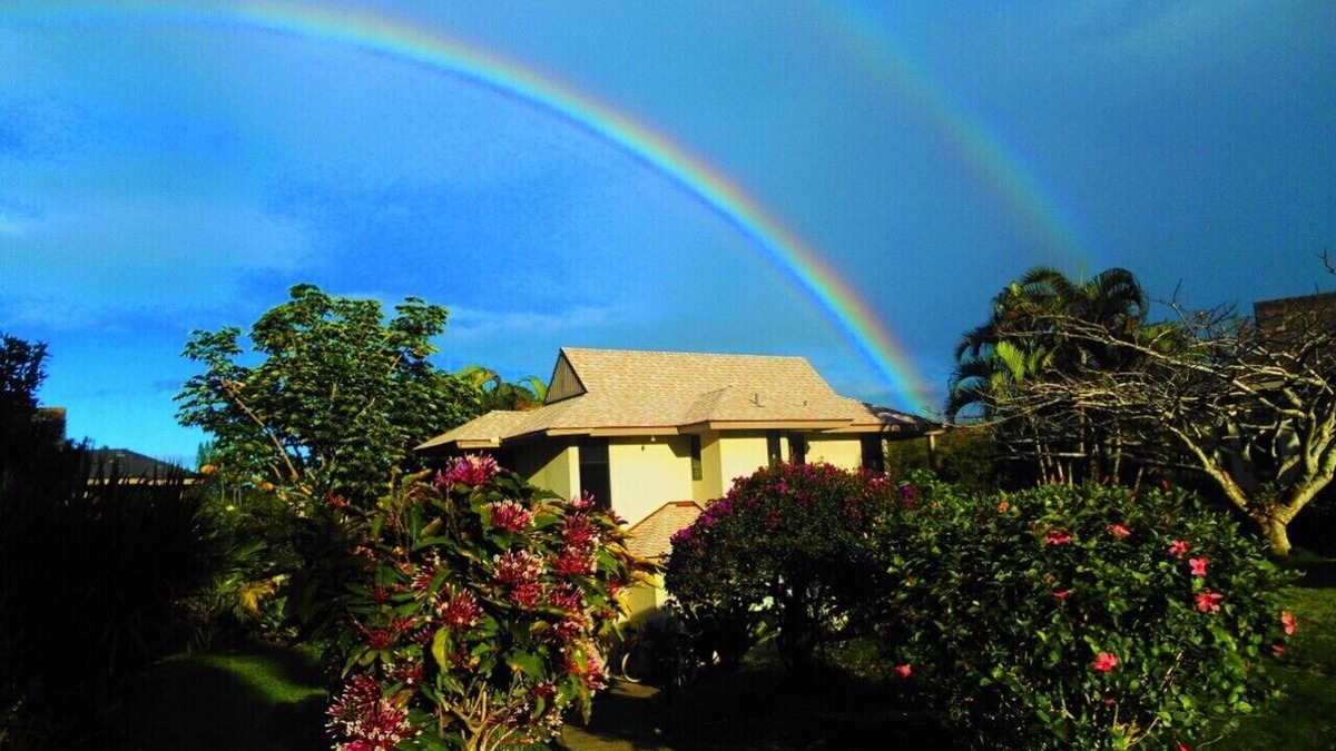 Princeville Cottage | Villa in Paradise !Mountain Views, Ocean and golf course just steps away