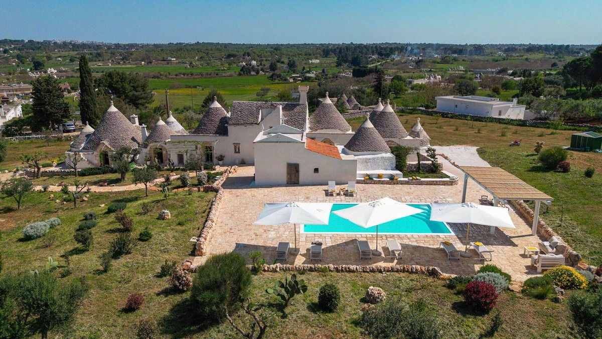 Martina Franca Villa | Villa in Portarino with 5 bedrooms sleeps 10
