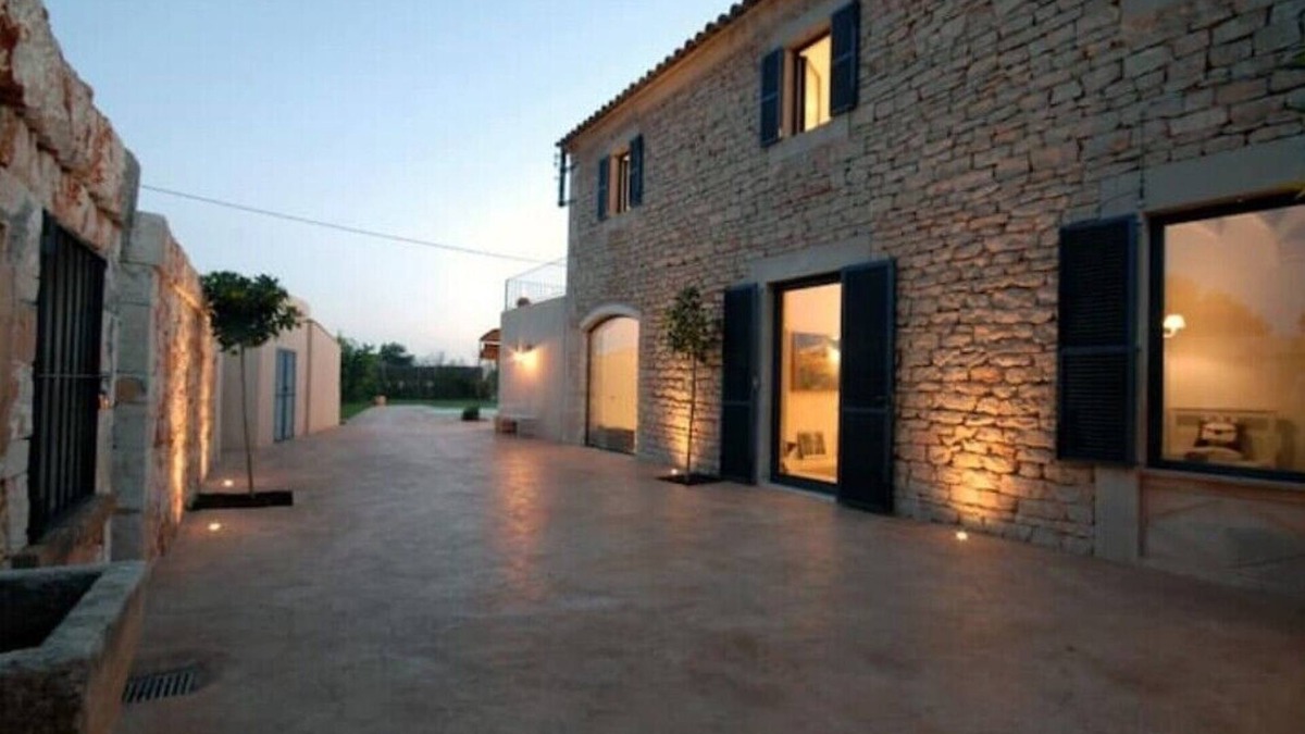 Es Llombards Cottage | Villa in Santanyi with pooln