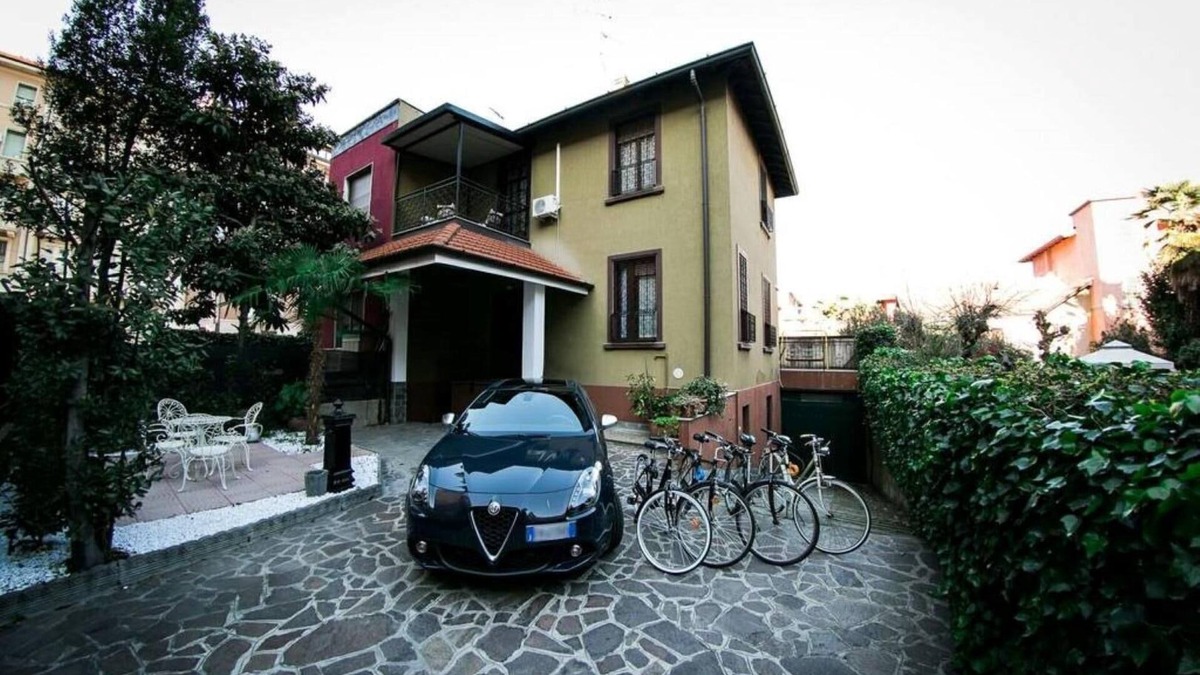 Zona Zara Villa | Villa in the heart of Milan (x 8 persons)