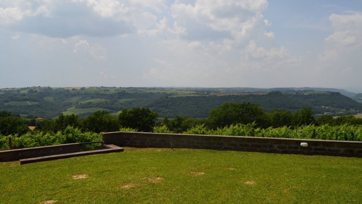 Corbara Other | Villa in Umbria with private pool in beautiful position, perfect position to explore Tuscany and Umb