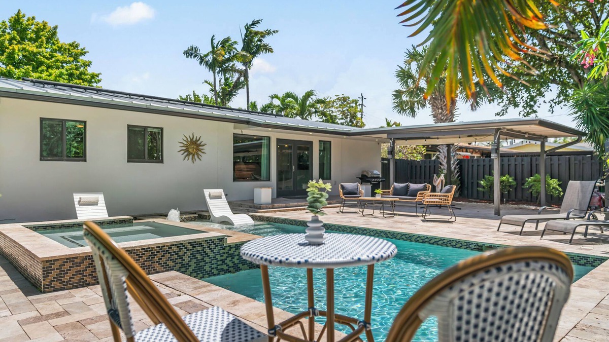 Wilton Manors Villa | Villa in Wilton Manors Heated Pool 10 min to beach