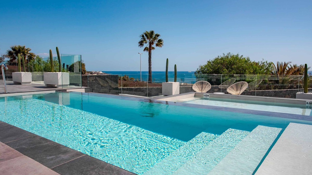 Playa Blanca Villa | Villa Infinity - Seven Bedroom Villa, Sleeps 18