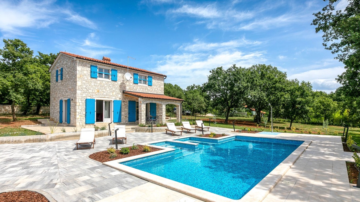Funtana Villa | Villa Irena Funtana in a quiet location, with pool close to Zelena Laguna Resort