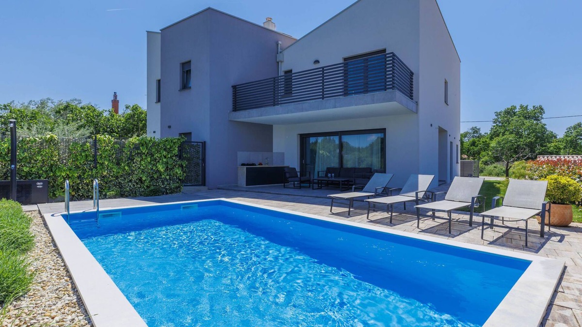 Vrznaveri House | Villa Isabela by Interhome