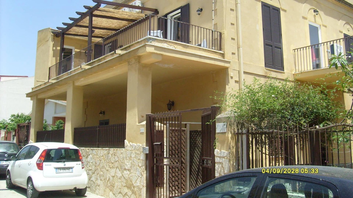 San Leone House | VILLA ISABELLA A FEW STEPS FROM THE SEA, IN THE HEART OF SAN LEONE