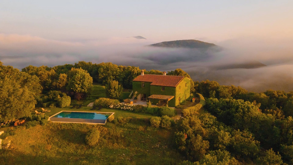 San Giovanni del Pantano Villa | Villa Santa Caterina by Miani Group