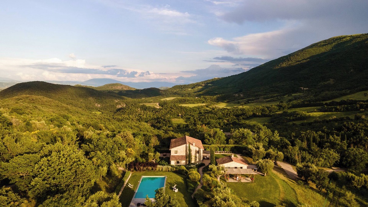 San Giovanni del Pantano Villa | Villa Paradiso by Miani Group