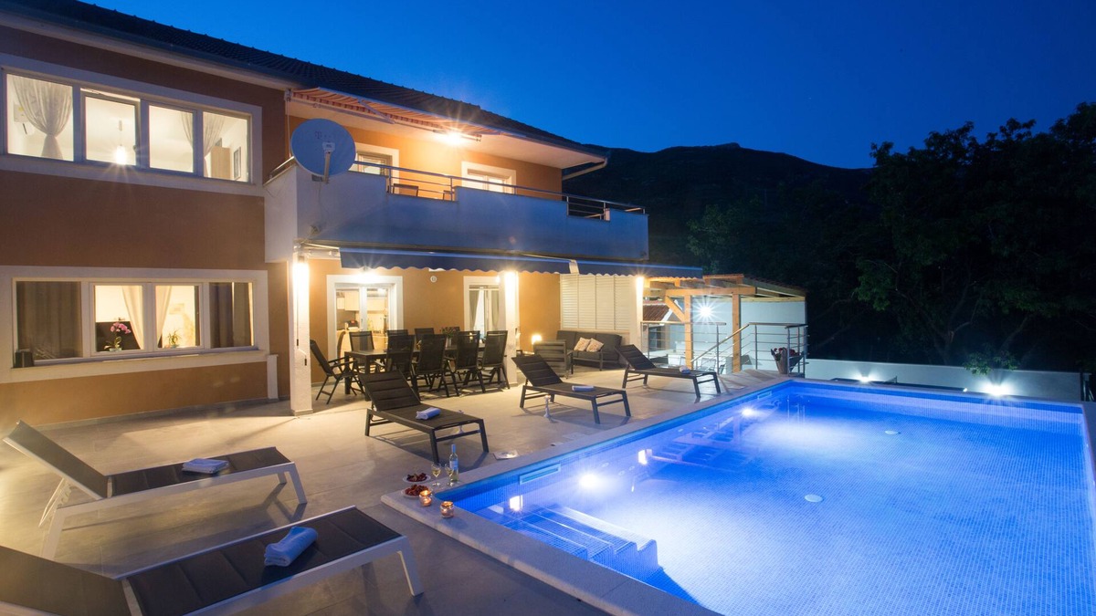 Kastela Villa | Villa Ivano with heated pool& sea&mountain view