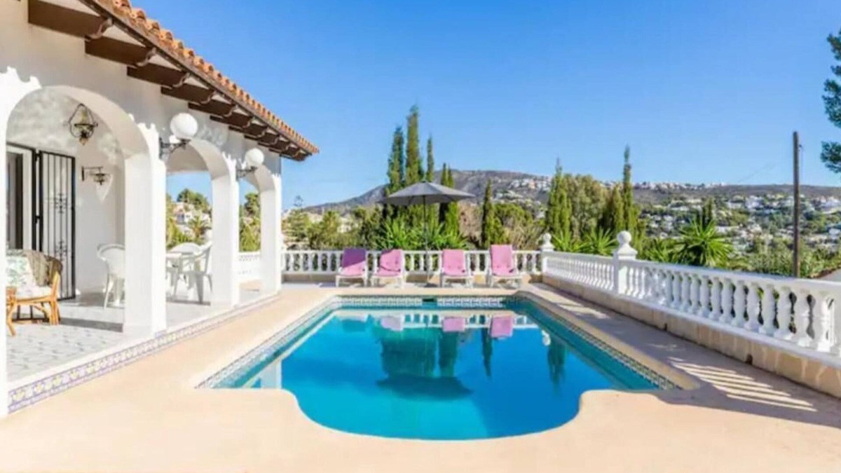 La Sabatera Villa | Villa Jacaranda