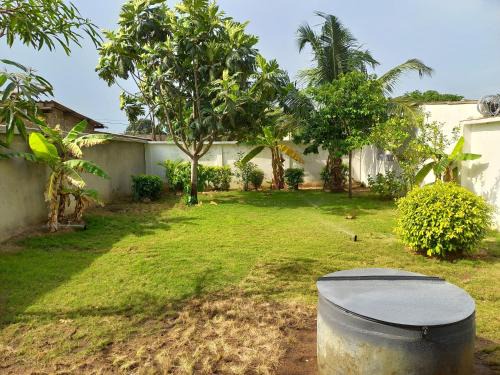 Lome Villa | Villa Jardin d' Eden