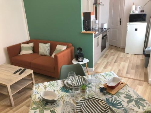 Pougues-les-Eaux Apartment | Villa Jean Pierre