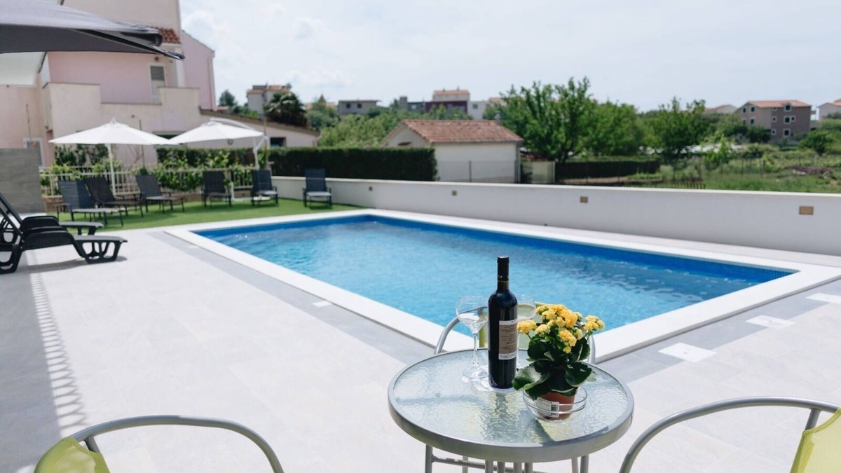 Podstrana Villa | Villa "JoMa" with private heated pool
