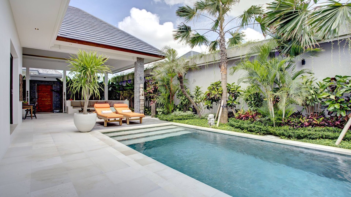 Sunset Road Villa | VILLA JONAS 1 BDR - PRIVATE SWIMING POOL - BALI - SEMINYAK - INDONESIE