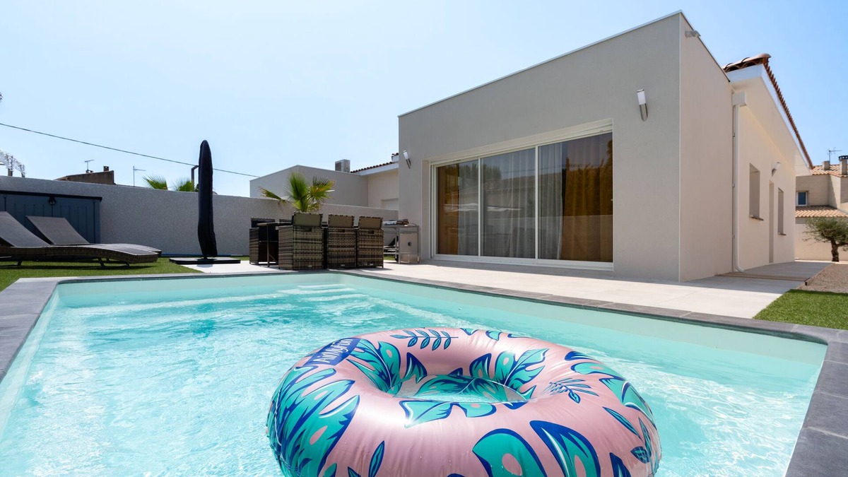 Serignan Villa | Villa Juxta Maré, Sea at 500m