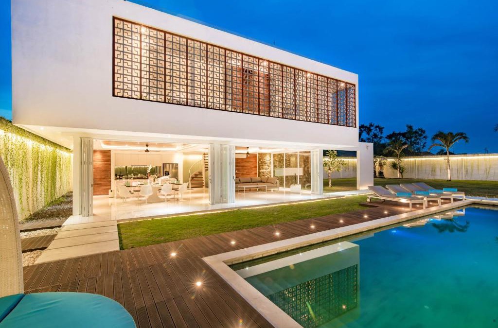 Sunset Road Villa | Villa Kamag Seminyak