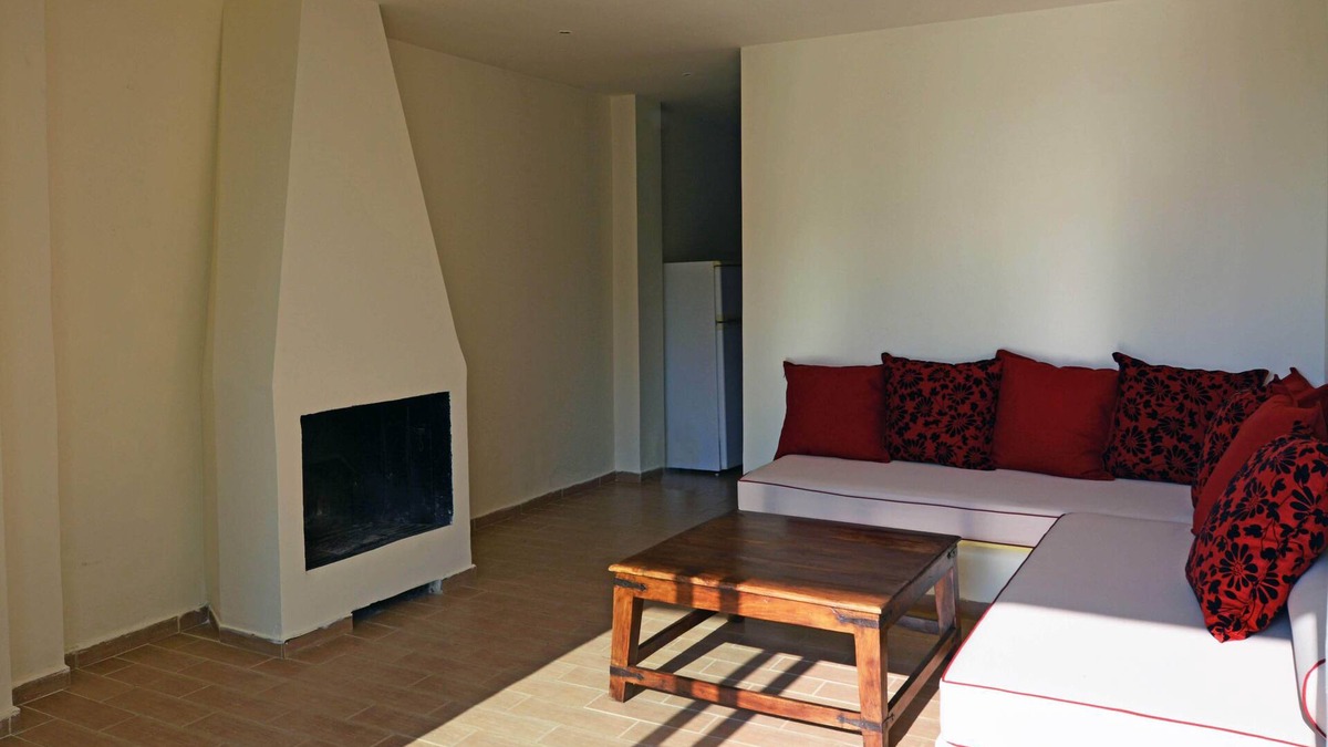 Molos-Agios Konstantinos House | Villa Karya two bedroom villa