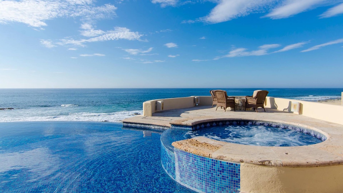 La Fortuna Villa | Villa Kash: Luxury Beachfront Villa on the East Cape, Close to Surf. 3 or 4 BR
