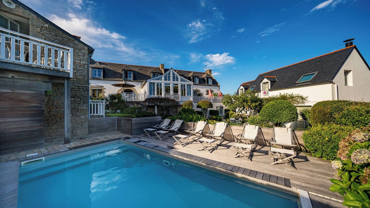 La Trinite-sur-Mer Villa | Villa Kerisper - Sleeps 45