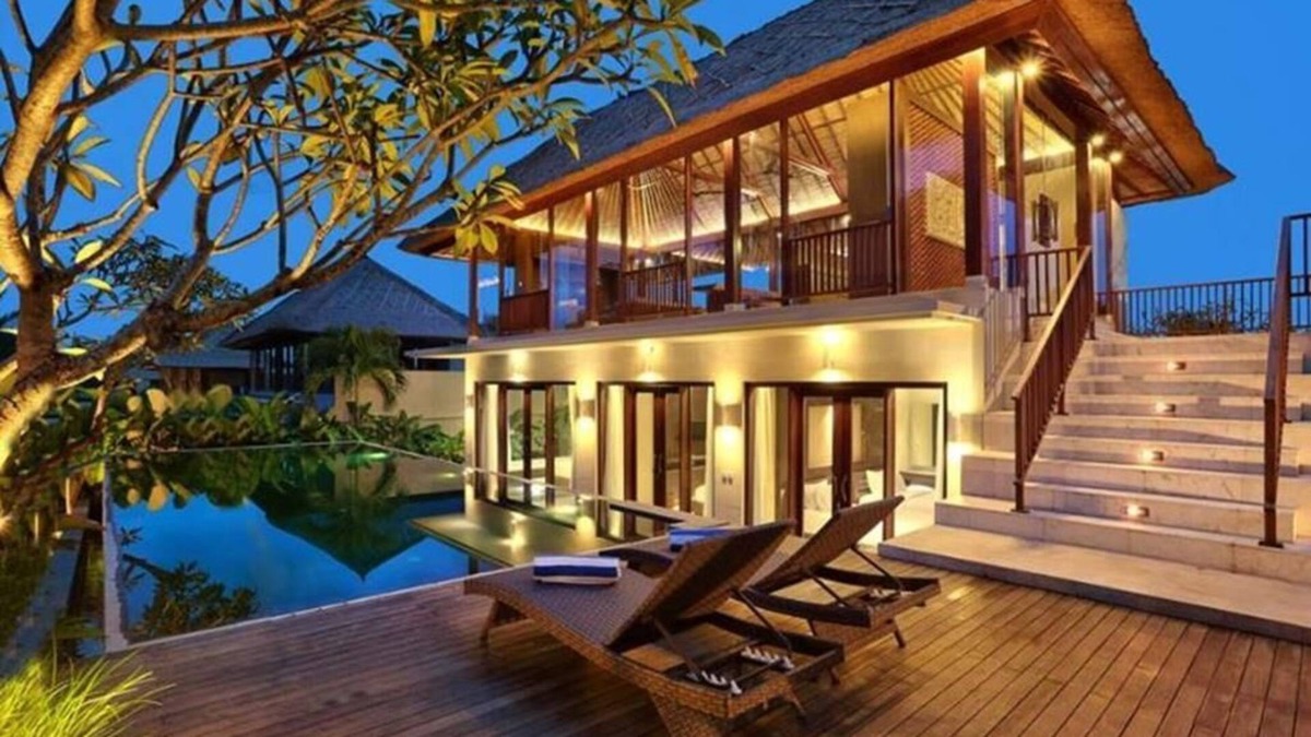 Kemenuh House | Villa Khayangan Kemenuh - Gianyar 3 Bedrooms 3 bathrooms