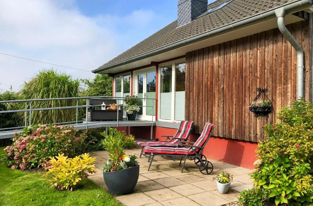 Grodersby House | villa kunterBUNT