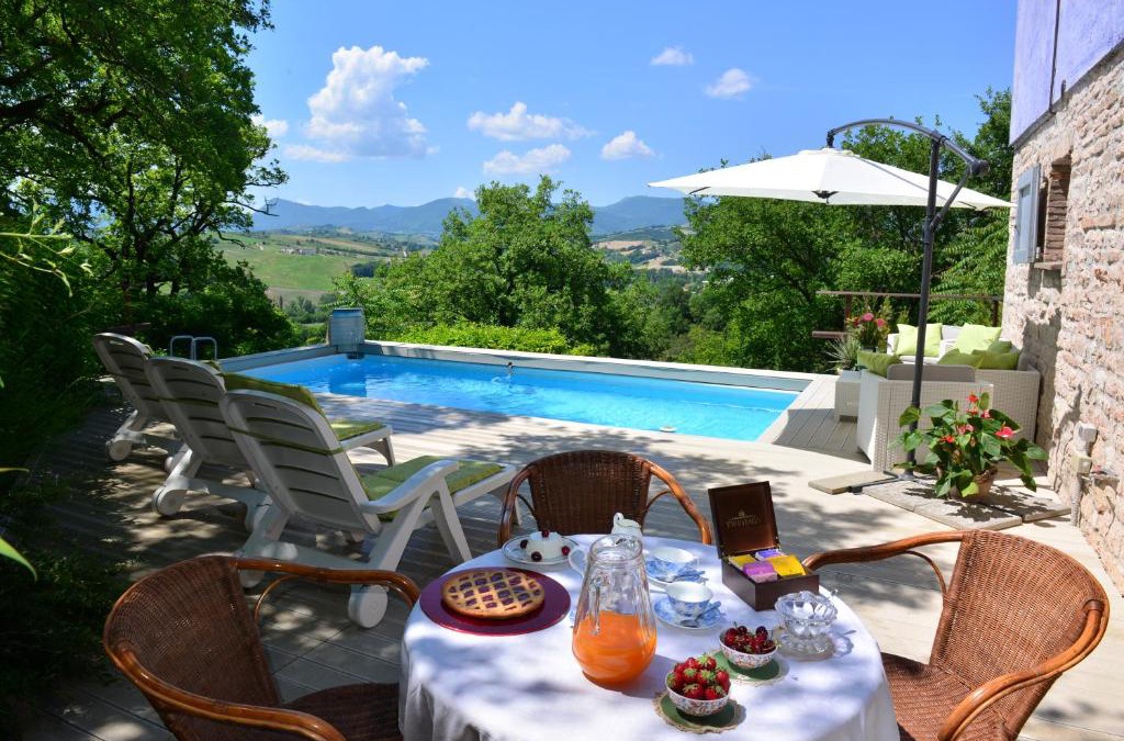 Fabriano Villa | villa la chiesetta - private pool - Borgo Canapegna