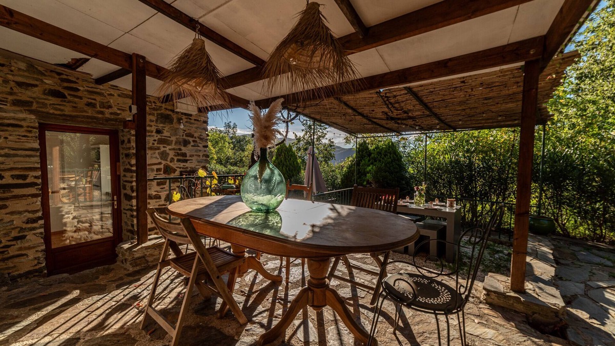 Montferrer Villa | Villa 'La Finca' with Private Pool, Private Terrace and Wi-Fi