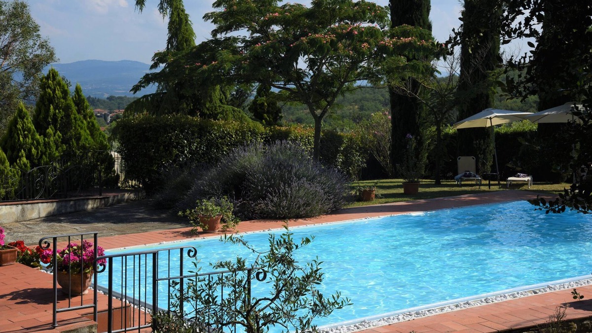 Loro Ciuffenna Apartment | Villa La Grotta