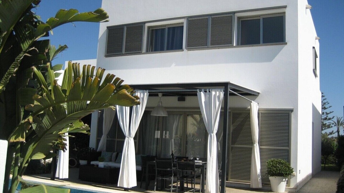 Cala'n Bosch Villa | VILLA LA MAR - Villa with Wifi, Close to the beach, barbecue and private pool.