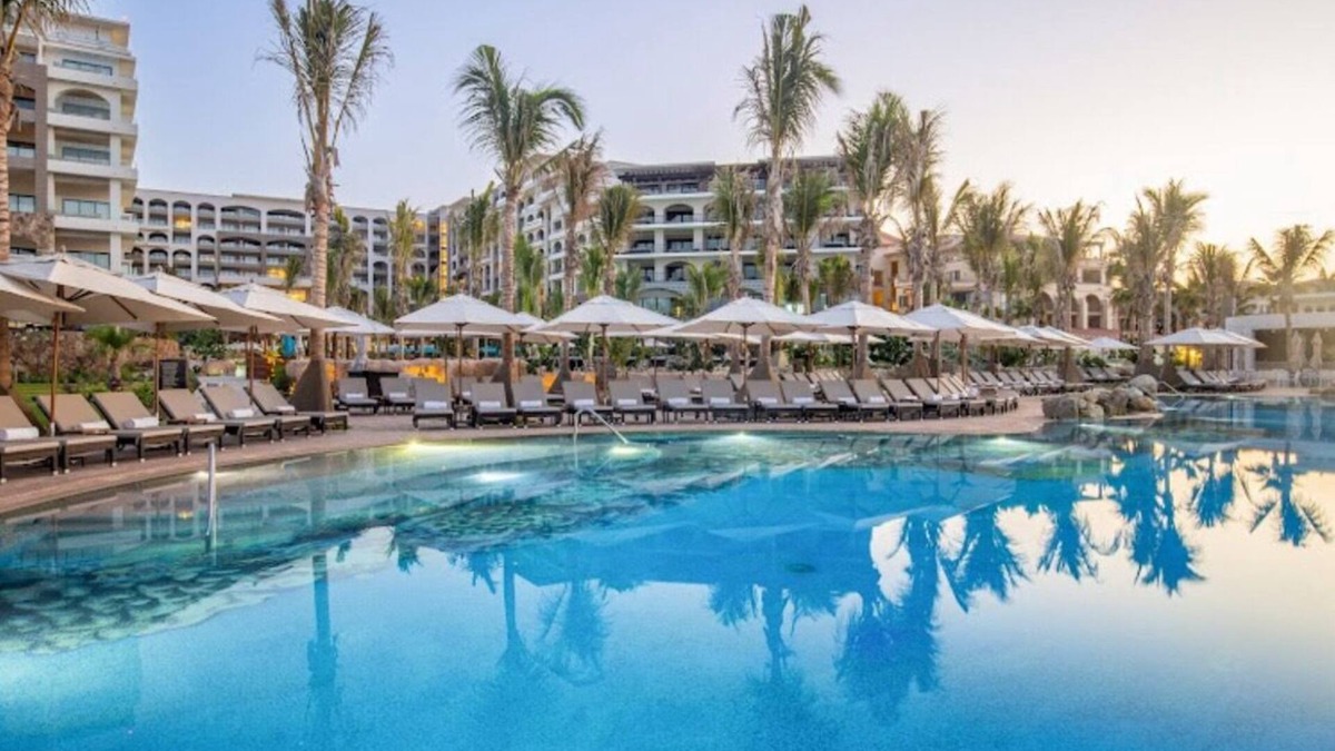 Santa Rosa Apartment | Villa la Valencia is a new Resort. 1, 2, & 3 bedrooms available. Inquire first.