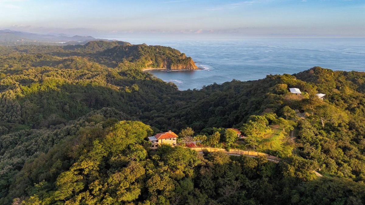 Garza Villa | Villa la Ventana - Villa and Casita overlooking the Pacific Ocean near Nosara