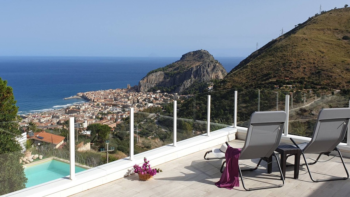 Cefalu Villa | Villa la Vista - up to 10 pax