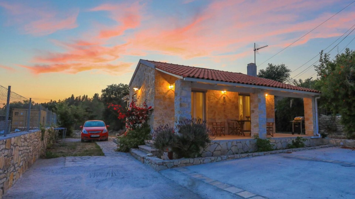 Vlachopoulatika House | Villa Labovitsa in Paxi