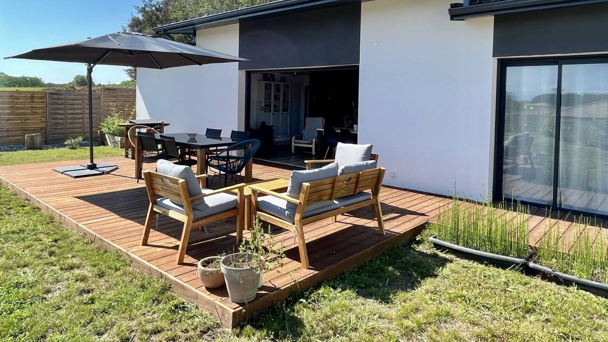 Saubrigues House | VILLA LANDIFORNIA