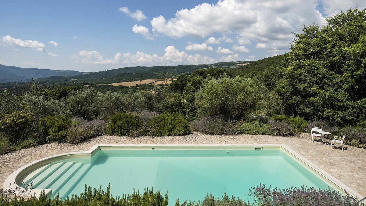 Todi Villa | Villa Lavanda Todi, countryside casale with private pool in the heart of Umbria