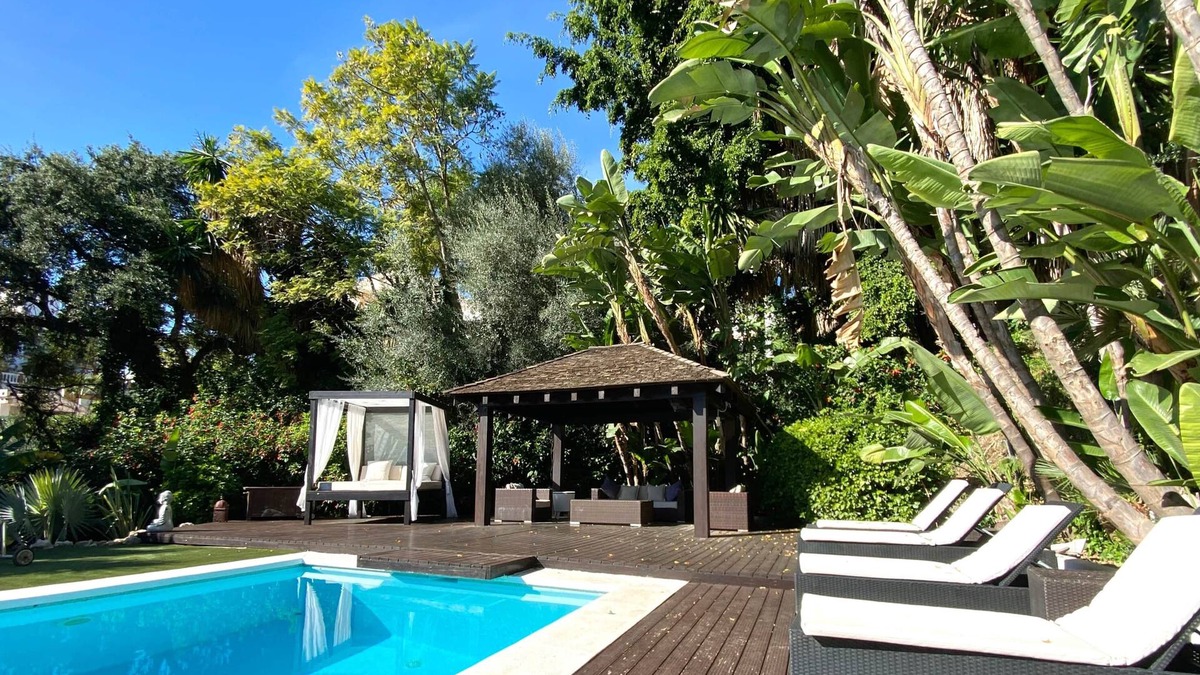Urbanizacion el Rosario Villa | VILLA LEÓN | Luxurious 4-5 bed villa in El Rosario,MARBELLA