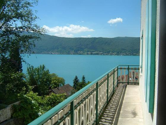 Veyrier-du-Lac House | Villa le Lac - Cottage au bord du Lac d' Annecy - chambres -