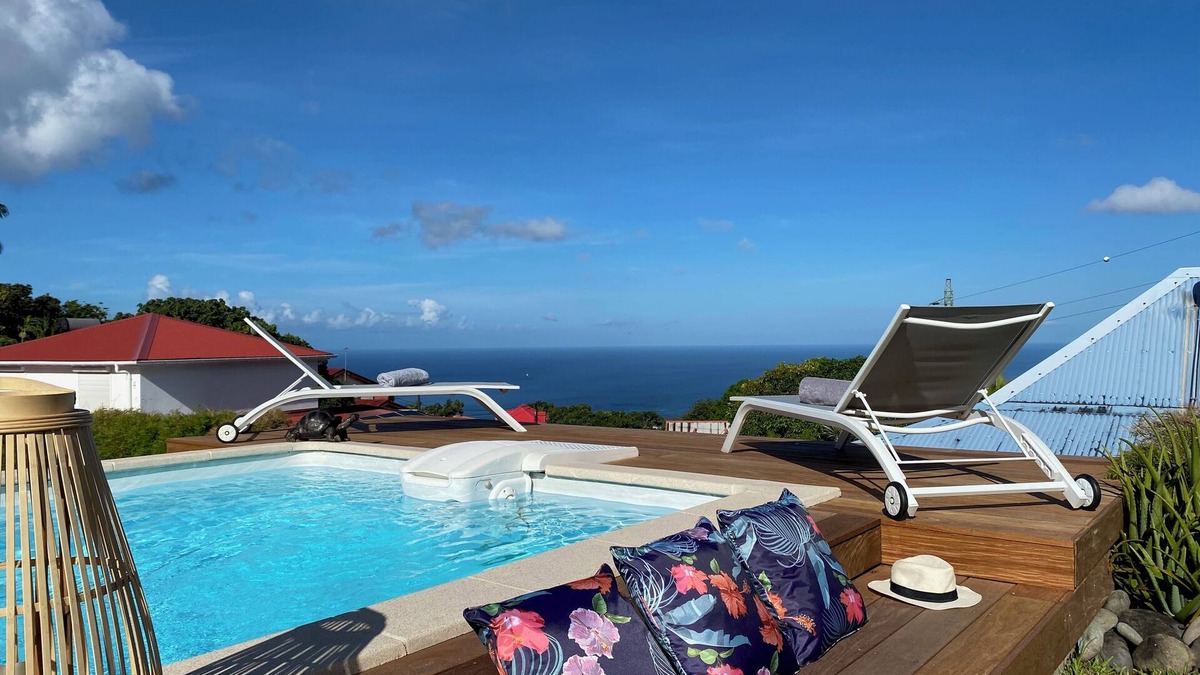 Gourbeyre Villa | Villa Le Nid des Colibris 4 stars with its 180° sea view over the Caribbean